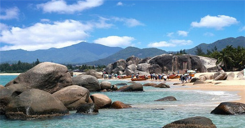 房子村里卖的拆迁说是违建（房子村里卖的拆迁说是违建怎么办）