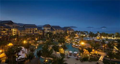 怎么玩逃离坦克服手游（逃离战斗）